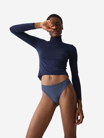 String ' Red Label Pretty Modal ' TRIUMPH en bleu : devant