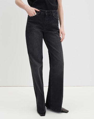 Someday Flared Pleated Jeans 'Carie Iconic' in Black: front