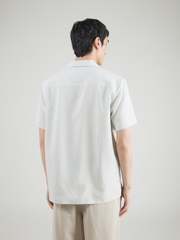 Kronstadt Comfort Fit Skjorta 'Montes' i grön