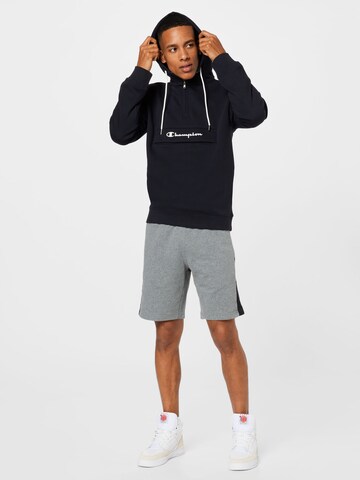 Champion Authentic Athletic Apparel Sweatshirt in Schwarz