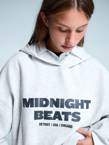 Bershka Sweatshirt in Grey