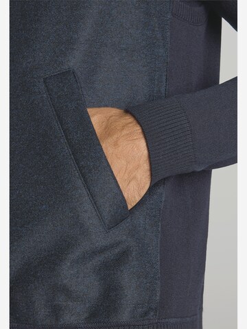 Gilet MAERZ Muenchen en bleu : sur le côté