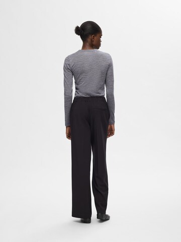 SELECTED FEMME Shirts i grå