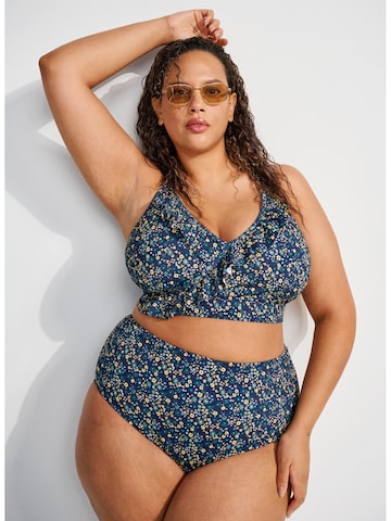 Sutien de tricou Sutien costum de baie 'SKATRIN' de la Swim by Zizzi pe albastru: față