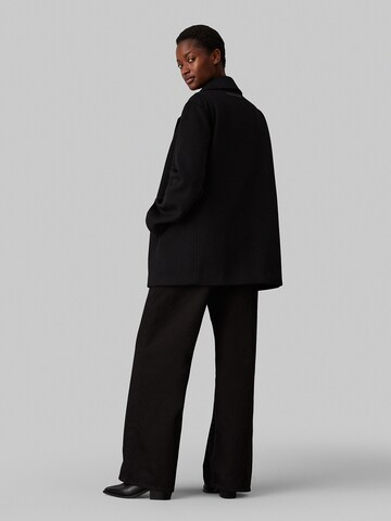 Manteau mi-saison Calvin Klein en noir
