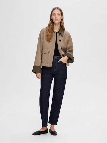 SELECTED FEMME Between-Season Jacket 'ASHLEY' in Beige