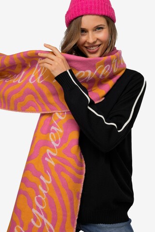 LAURASØN Scarf in Orange: front