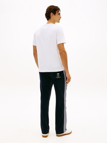 TOMMY HILFIGER T-Shirt 'BRAND LOVE' in Weiß