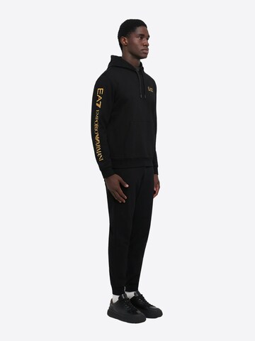 EA7 Emporio Armani Sweatshirt 'Felpa Cappuccio EA7 da Uomo - nero 7M000570MC004 NEROORO' in Zwart