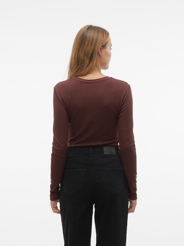 T-shirt 'ROMA' VERO MODA en marron