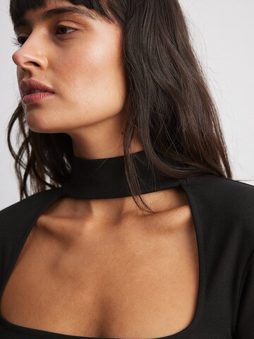 NA-KD Top in Schwarz