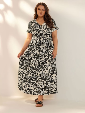 Stil Diva Dress in Beige