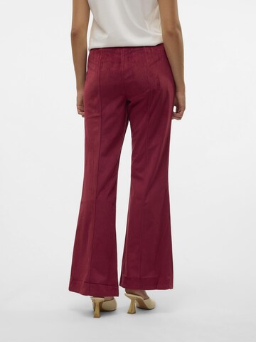 SOMETHINGNEW Flared Pleat-Front Pants 'DIANA' in Red