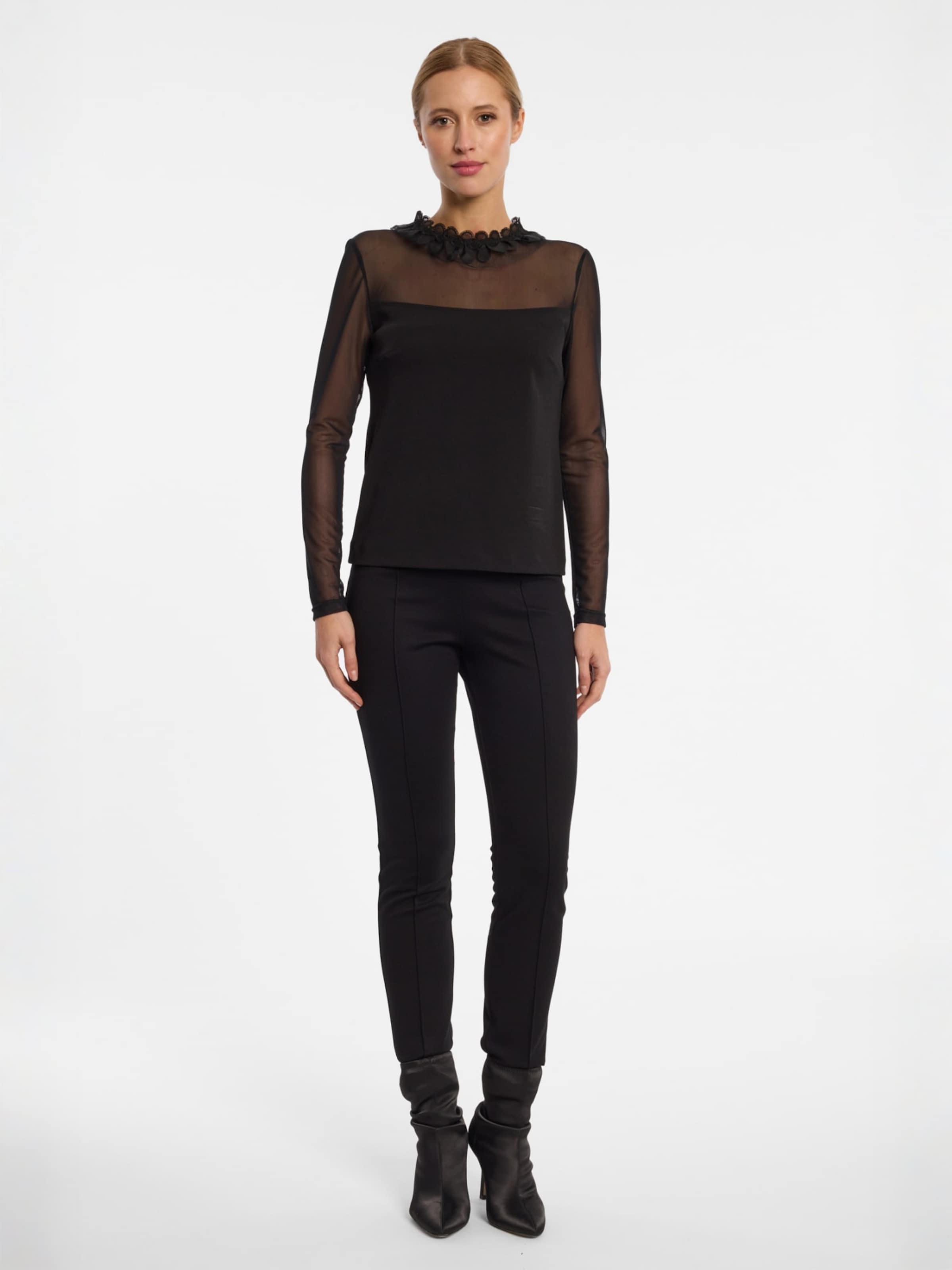 Haut 'Emiloya' Ana Alcazar en noir