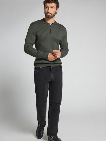 IUMAN Intimissimi Sweater in Green