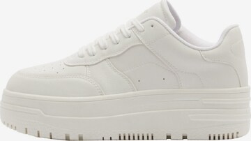 Baskets basses Bershka en blanc