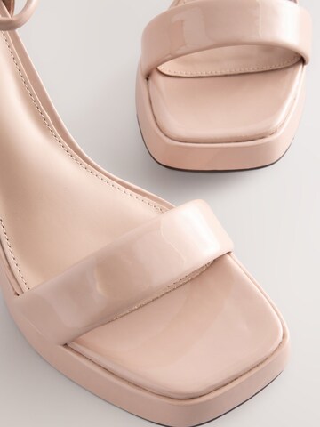 Next Páskové sandály – pink
