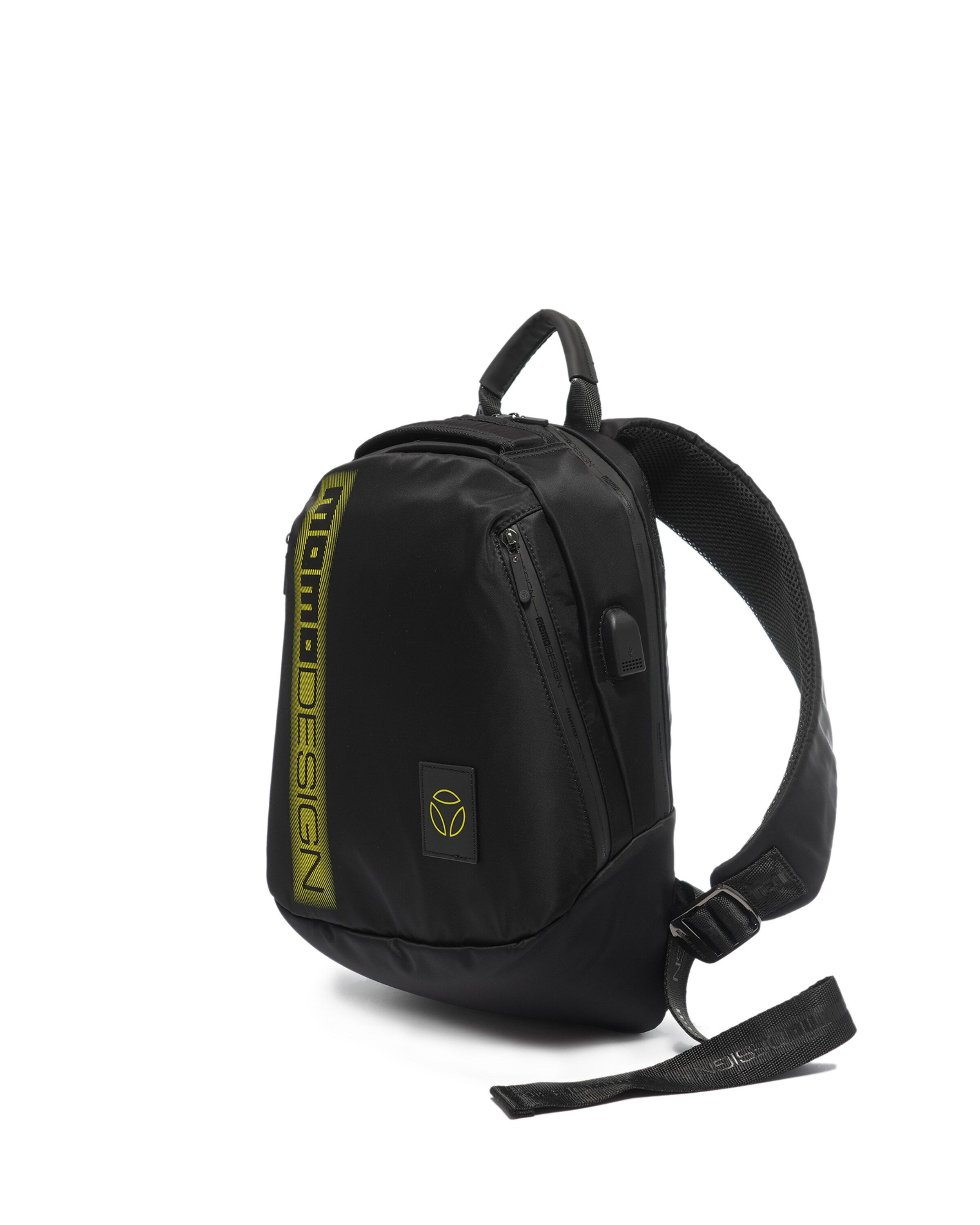 Zaino di Momo Design in nero: frontale