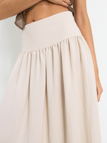 Pull&Bear Kjol i beige