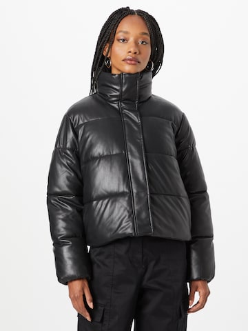 Calvin Klein Φθινοπωρινό και ανοιξιάτικο μπουφάν σε μαύρο: μπροστά