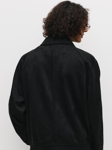 Pull&Bear Between-season jacket in Black