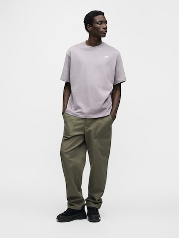 THE NORTH FACE Bluser & t-shirts 'ESSENTIAL' i grå