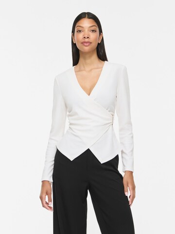 VILA Shirt 'VIAnni' in Weiß: Vorderseite