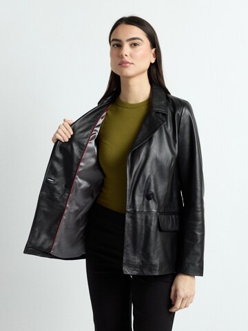 JCC Between-season jacket in Black