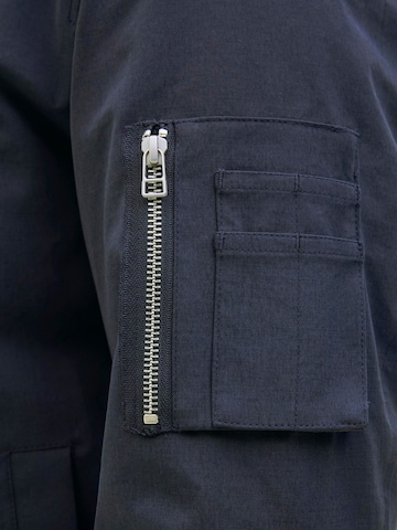 Veste mi-saison R.D.D. ROYAL DENIM DIVISION en rouge