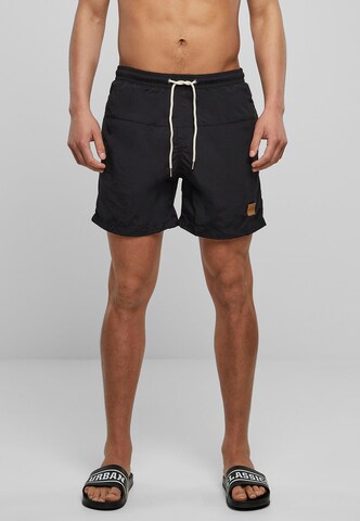 Shorts de bain Urban Classics en vert : devant