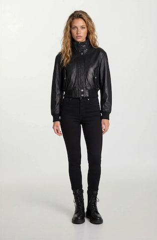 trueprodigy Overgangsjakke ' Kiora ' i sort