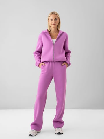 cut my fashion Tracksuit in Pink: front