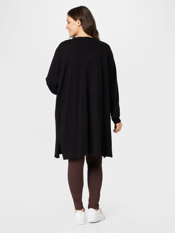 Zizzi Strickjacke 'Ella' in Schwarz