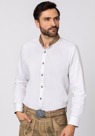 STOCKERPOINT Comfort fit Traditional Button Up Shirt in White: front