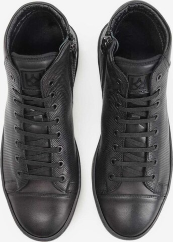 Kazar Sneakers high i svart