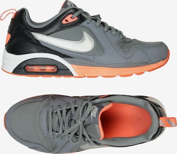 NIKE Sneaker 39 in Grau: Vorderseite