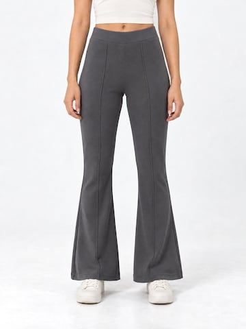 Lady Bersan Trousers 'Jogginghose' in Grey