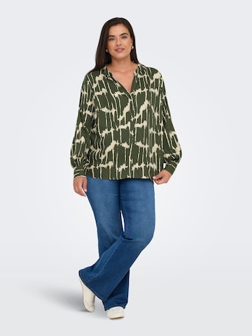 Camicia da donna 'CARJUNIA' di ONLY Carmakoma in verde