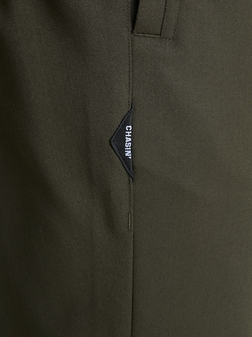 Regular Pantalon chino 'Stone Dual' CHASIN' en vert