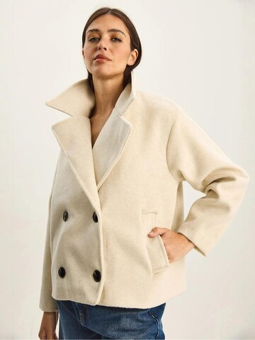 Bianco Lucci Mantel in Beige