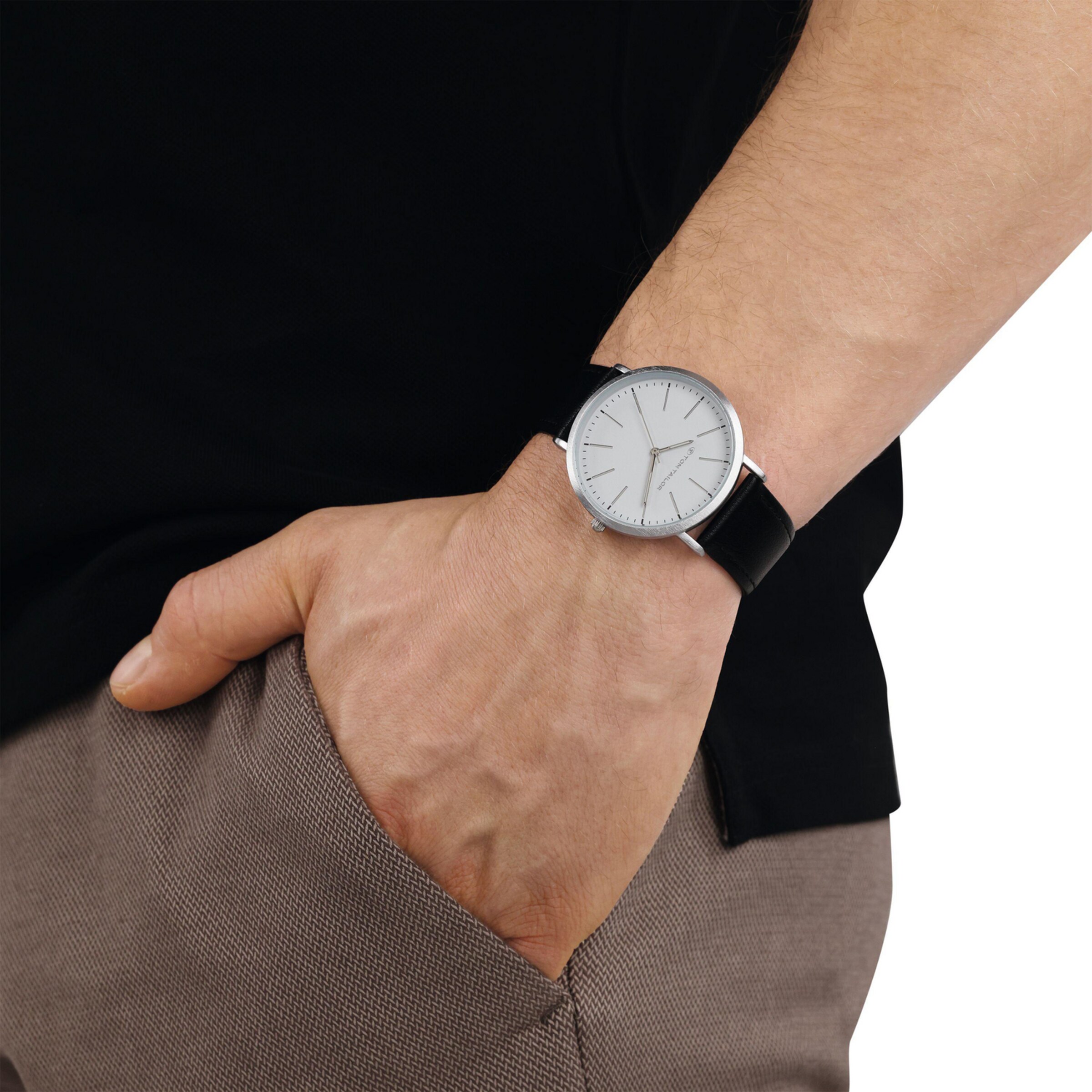 TOM TAILOR Uhr in Schwarz