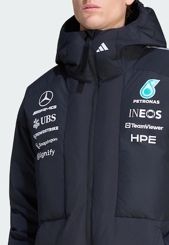 ADIDAS PERFORMANCE - Chaqueta funcional 'Mercedes-AMG Petronas Formula 1 Team Engineers' en negro