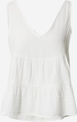 GAP Top in White: front