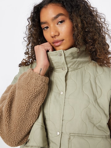 ONLY Between-Season Jacket 'THALE' in Green