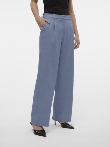 VERO MODA - Pierna ancha Pantalón plisado 'VMCassidy' en azul
