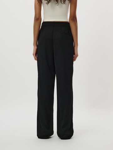 Loosefit Pantalon à pince 'Kora' LeGer by Lena Gercke en noir