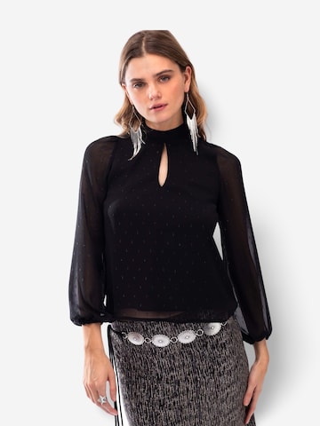 THE-ARE Blouse in Zwart: voorkant