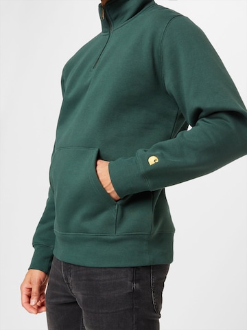 Carhartt WIP Regularny krój Bluzka sportowa 'Chase' w kolorze zielony