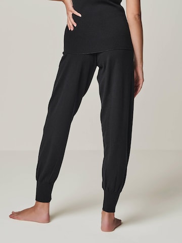 YOU LOOK PERFECT Leisure suit 'LOUNGEWEAR SET  - Pullover Fay & Pants Bella' in Black