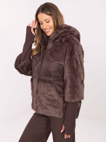 Madnezz House Übergangsmantel 'WJ218.69' in Braun